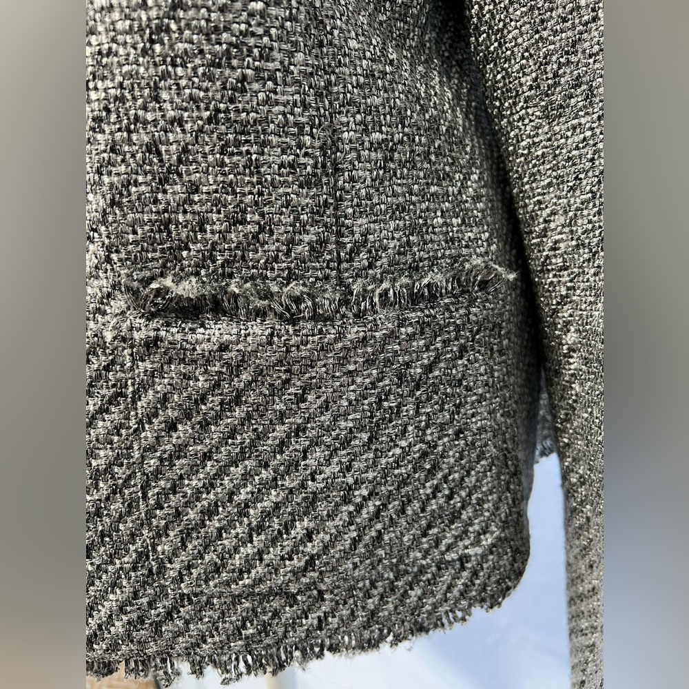 Jones New York silver thread jacket - Picture 3 of 10